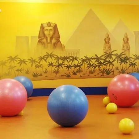 Saraya Wellness & Gæstehus 3*